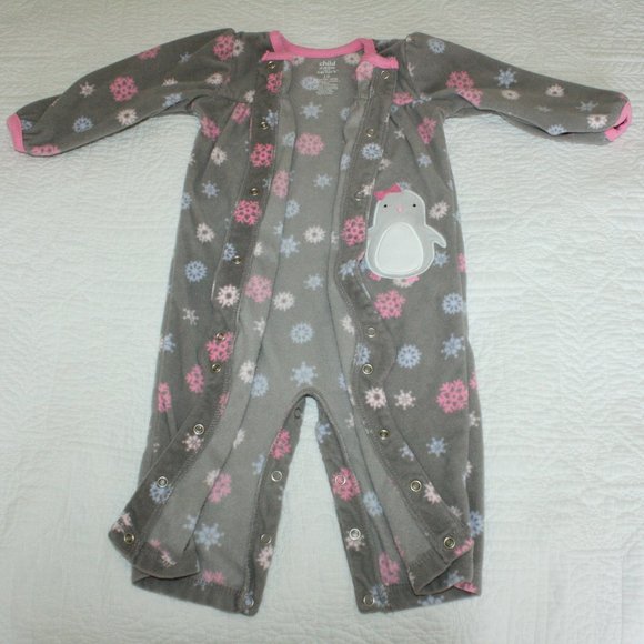5/$20 Baby girl fleece sleeper 12 months - Picture 7 of 15